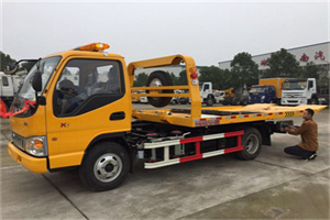 高阳哪里有拖车服务